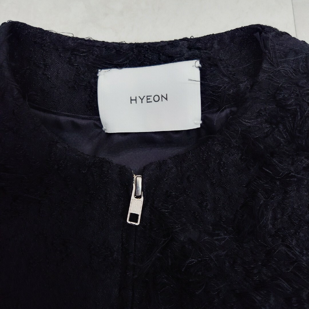HYEON　Lily blouson / black４月末迄の出品 レディースのジャケット/アウター(ブルゾン)の商品写真