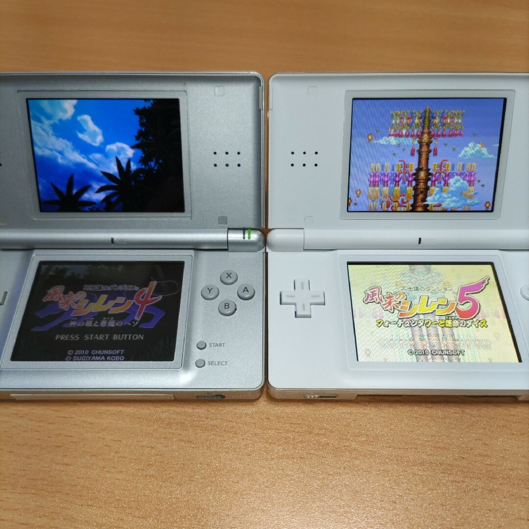 ニンテンドーDS(ニンテンドーDS)の４本コンプリート 不思議のダンジョン 風来のシレンDS ２ 砂漠の魔城４ ５ エンタメ/ホビーのゲームソフト/ゲーム機本体(携帯用ゲームソフト)の商品写真