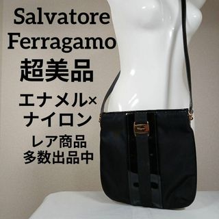 サルヴァトーレフェラガモ(Salvatore Ferragamo)のH9超美品　サルヴァトーレフェラガモ　ショルダーバッグ　ヴァラリボン　ナイロン(ショルダーバッグ)