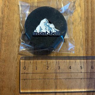 モンベル(mont bell)のモンベル　ピンバッジ(登山用品)