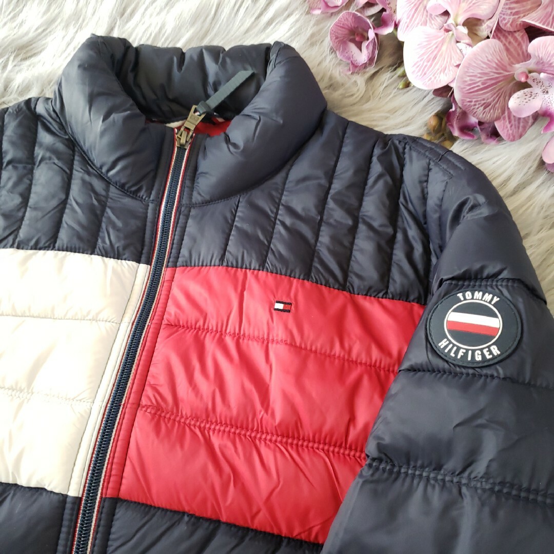 TOMMY HILFIGER(トミーヒルフィガー)のTOMMY HILFIGER ダウン風ジャンバー 薄手 Mサイズ メンズのジャケット/アウター(ダウンジャケット)の商品写真