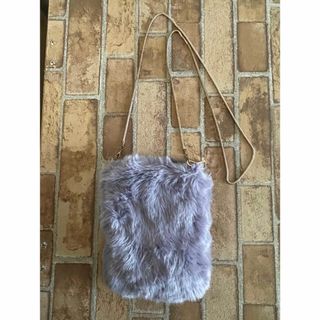 ザラ(ZARA)のZARA フェイクファー ショルダーバッグ ファー ポシェット バッグ(ショルダーバッグ)