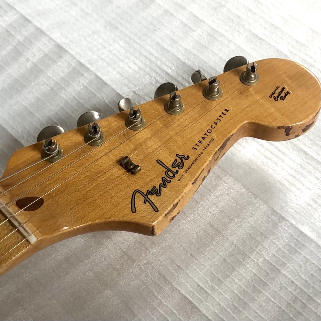 Fender(フェンダー)のFender USA Custom Shop '58 STRAT RELIC 楽器のギター(エレキギター)の商品写真