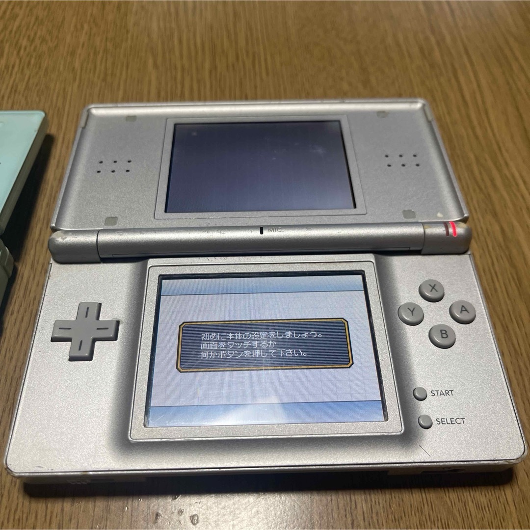 ニンテンドーDS(ニンテンドーDS)のニンテンドーDS ジャンク　部品取りなどに エンタメ/ホビーのゲームソフト/ゲーム機本体(携帯用ゲーム機本体)の商品写真