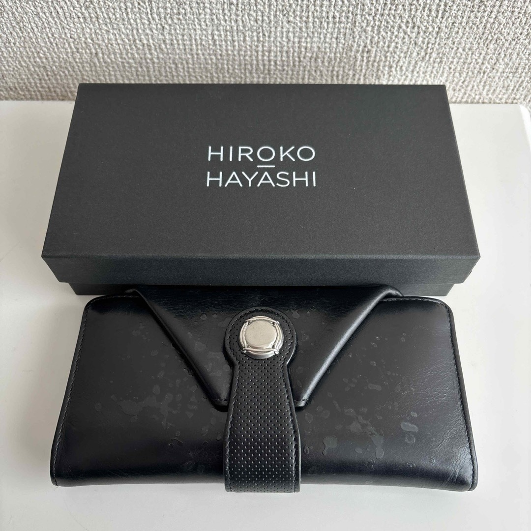 HIROKO HAYASHI(ヒロコハヤシ)のHIROKO HAYASHI (ヒロコ ハヤシ) 長財布 レディースのファッション小物(財布)の商品写真