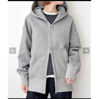 アパルトモンドゥーズィエムクラス(L'Appartement DEUXIEME CLASSE)の【AMERICANA/アメリカーナ】 WIDE FULLZIP HOODIE(パーカー)