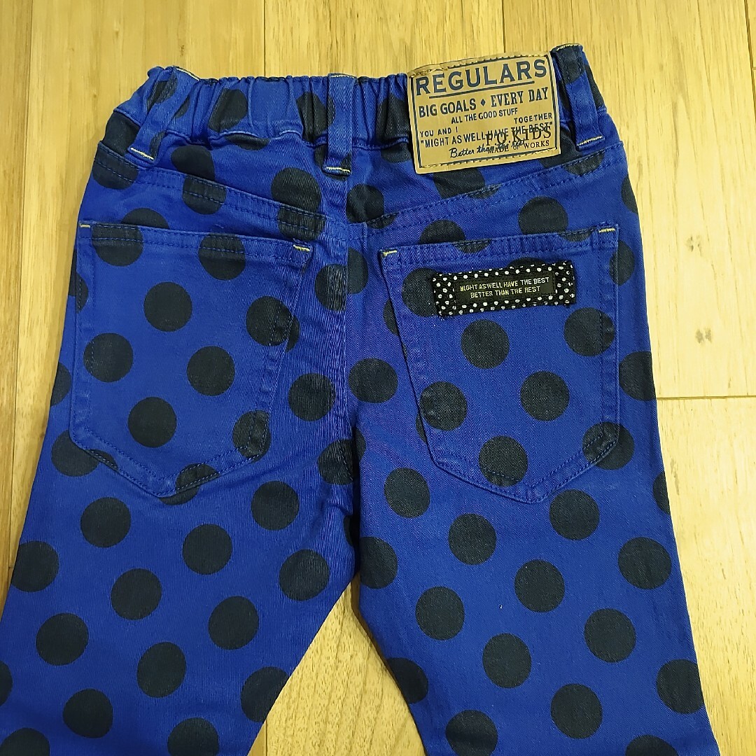 F.O.KIDS(エフオーキッズ)の青　ドット　110　新品　タグ付き　FOキッズ　水玉　パンツ　七分丈 キッズ/ベビー/マタニティのキッズ服男の子用(90cm~)(パンツ/スパッツ)の商品写真