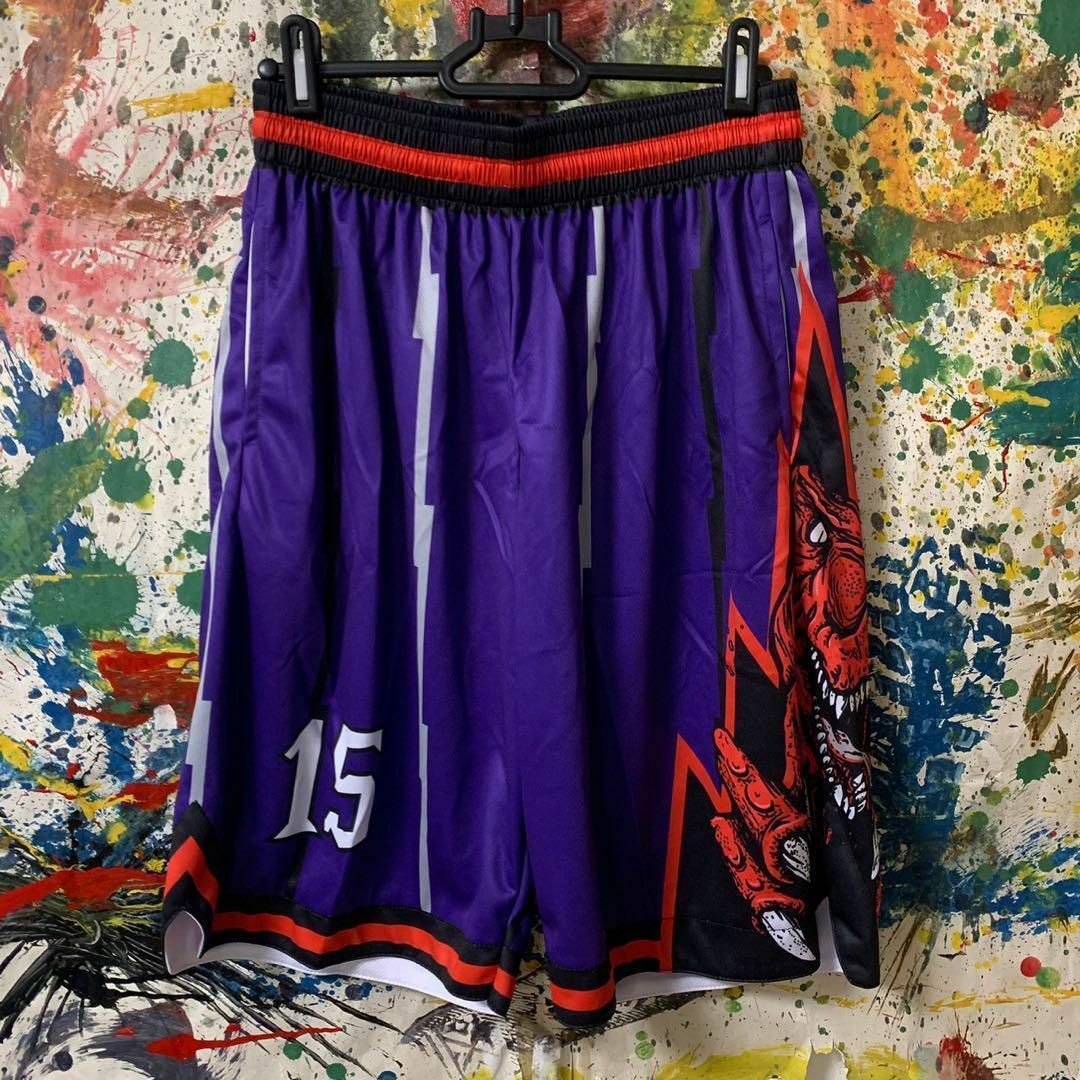 ラプターズ　ハーフパンツ リプリント 短パン メンズ バスケ 新品　紫　パープル メンズのパンツ(ショートパンツ)の商品写真