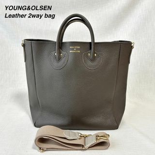 ヤングアンドオルセン(YOUNG&OLSEN)の美品 ヤングアンドオルセン エンボスレザーDトート 2way A4収納 お洒落(トートバッグ)