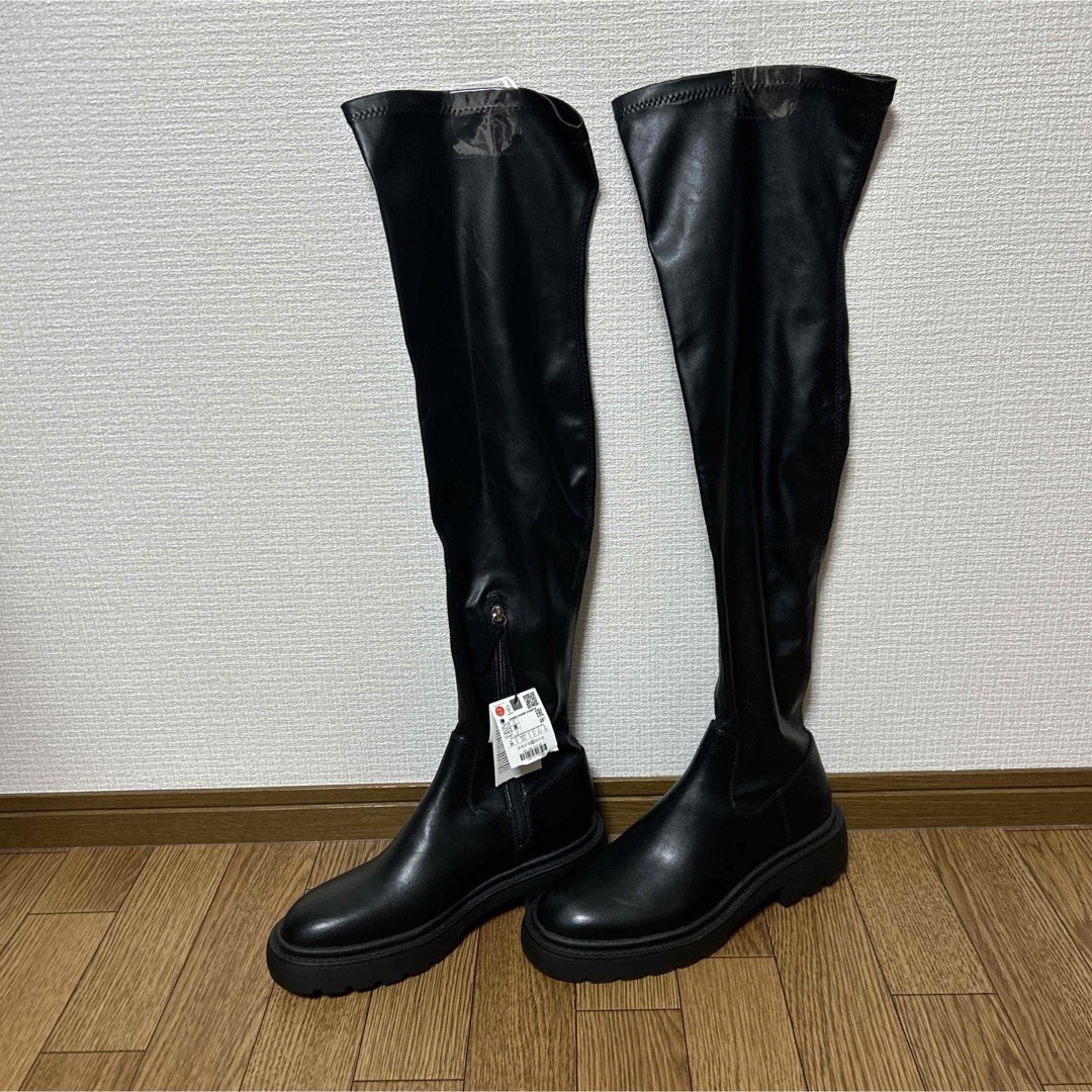 ZARA(ザラ)のZARA ザラ トラックソール ニーハイブーツ 39 25.5cm レディースの靴/シューズ(ブーツ)の商品写真