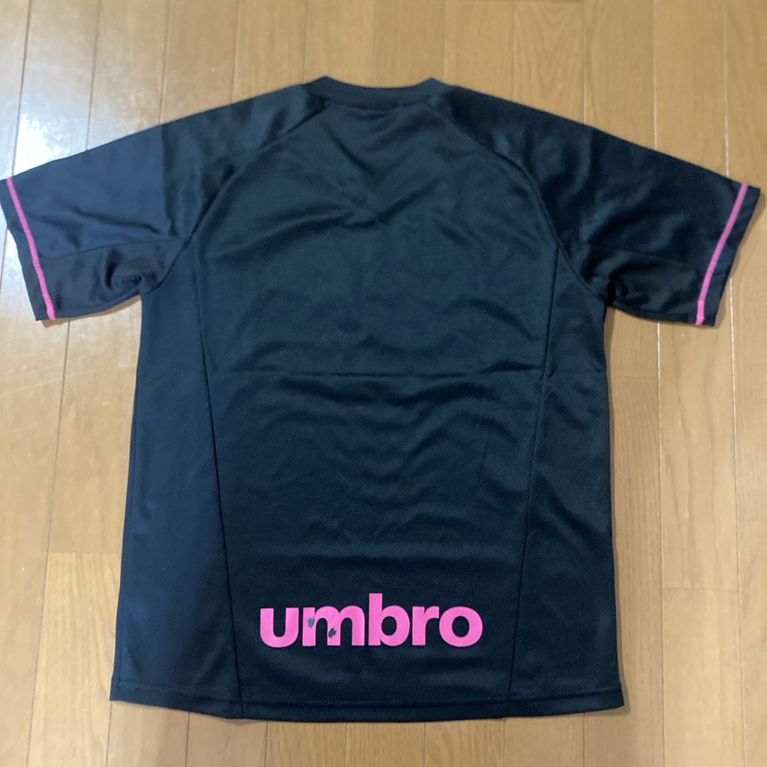 UMBRO(アンブロ)のumbro、アンブロ、スポーツ、Tシャツ、半袖、短パン、ピンク、ブラック スポーツ/アウトドアのスポーツ/アウトドア その他(その他)の商品写真