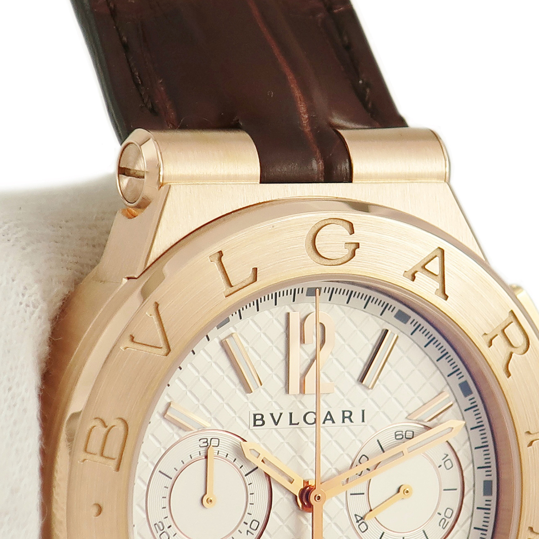 BVLGARI(ブルガリ)のブルガリ  ディアゴノ クロノグラフ DGP40C6GLDCH DGP4 メンズの時計(腕時計(アナログ))の商品写真