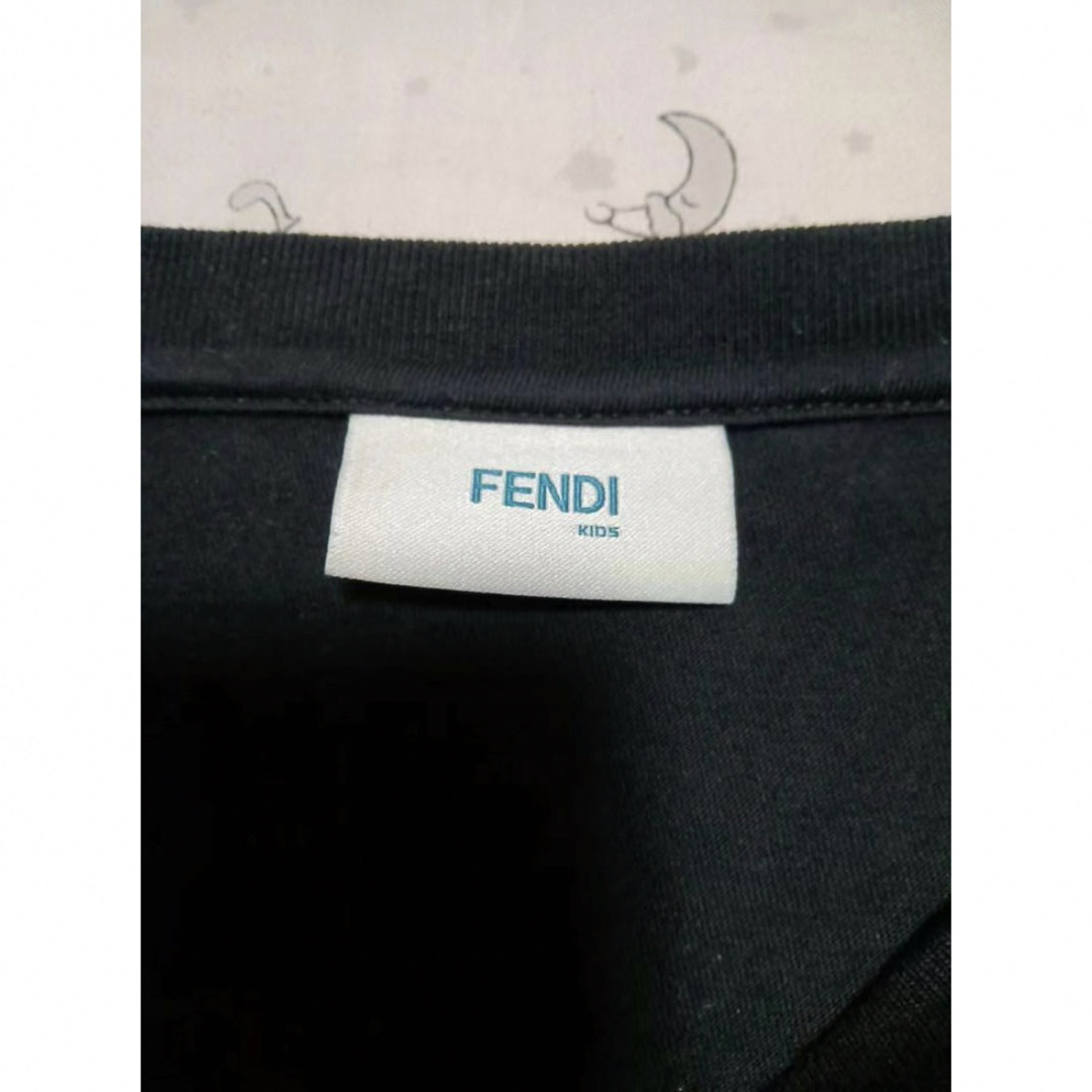 FENDI(フェンディ)のFendi キッズ　ウェストクロス　ブラック　可愛い　女の子　レディース　12+ レディースのトップス(Tシャツ(半袖/袖なし))の商品写真