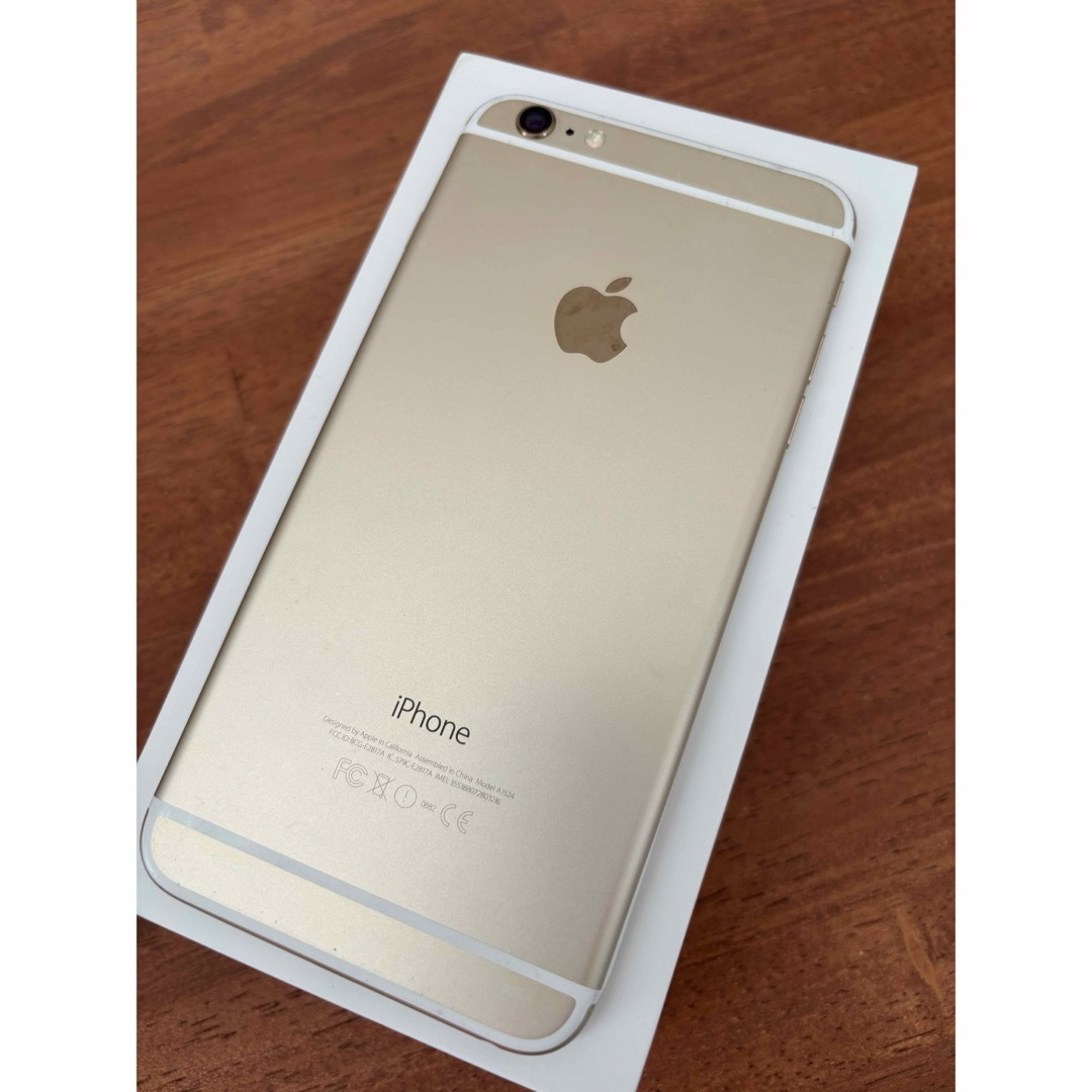 iPhone(アイフォーン)のiPhone6plus 64GB ゴールド スマホ/家電/カメラのスマートフォン/携帯電話(スマートフォン本体)の商品写真