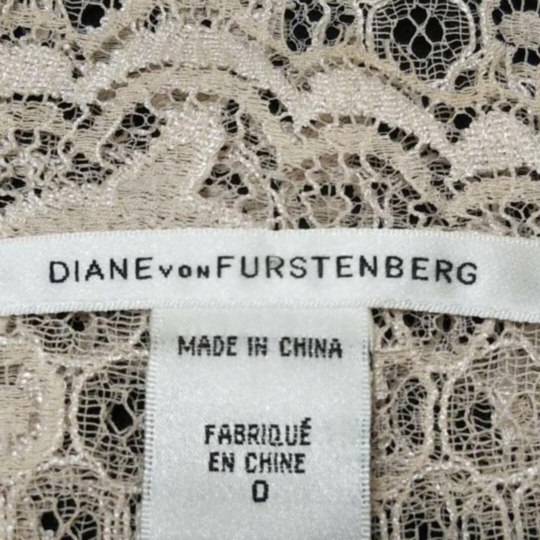 DIANE von FURSTENBERG(ダイアンフォンファステンバーグ)のDIANE VON FURSTENBERG(DVF)(ダイアン・フォン・ファステンバーグ) 半袖カットソー サイズ0 XS レディース美品  - ライトピンク クルーネック/レース レディースのトップス(カットソー(半袖/袖なし))の商品写真