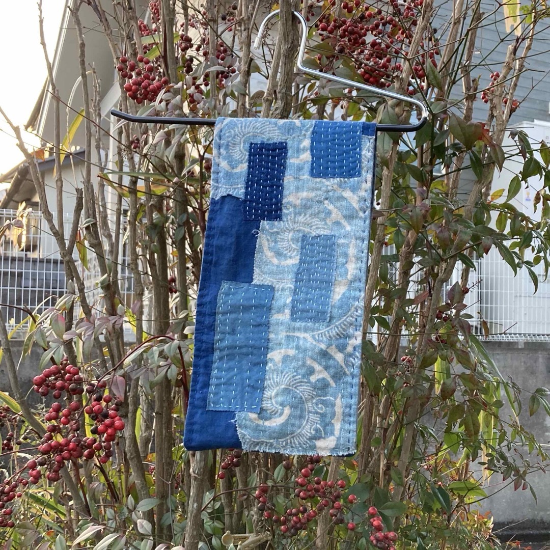 2399 襤褸　スヌード　古布　リメイク　藍染　藍染め　パッチワーク　刺し子 レディースのファッション小物(スヌード)の商品写真