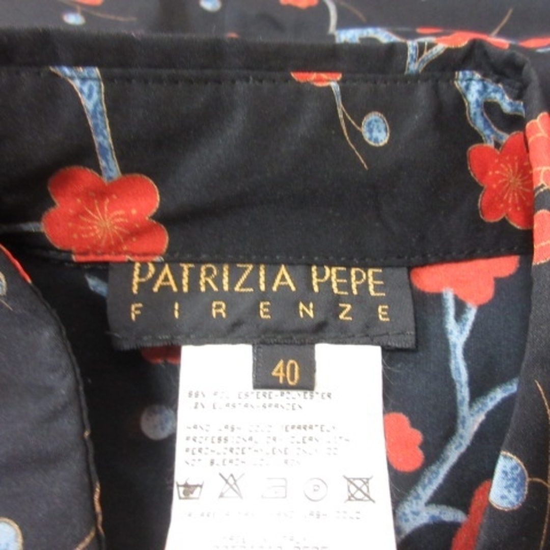 PATRIZIA PEPE(パトリツィアペペ)のパトリツィアペペ セットアップ シャツ  長袖 スカート ひざ丈 花柄 40 黒 レディースのトップス(シャツ/ブラウス(長袖/七分))の商品写真