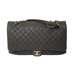 シャネル(CHANEL)の極美品 CHANEL シャネル ジャンボ マトラッセ ショルダーバッグ カーキ チェーンショルダー デカマト 中古 61732(ハンドバッグ)