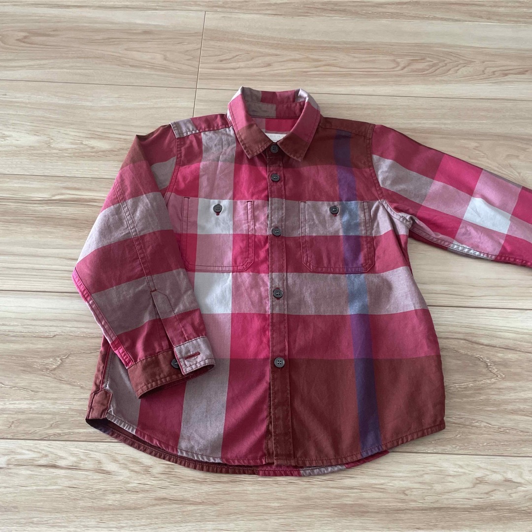 BURBERRY(バーバリー)のバーバリー  チェックシャツ　4Y 104 キッズ/ベビー/マタニティのキッズ服男の子用(90cm~)(ブラウス)の商品写真