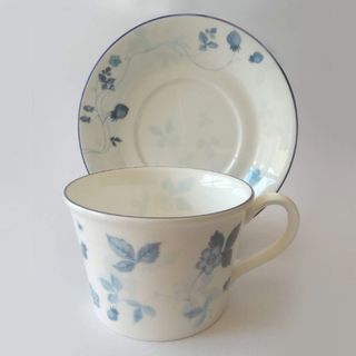 ウェッジウッド(WEDGWOOD)の【廃盤】ウェッジウッド ストロベリー カップ＆ソーサー　一客(グラス/カップ)