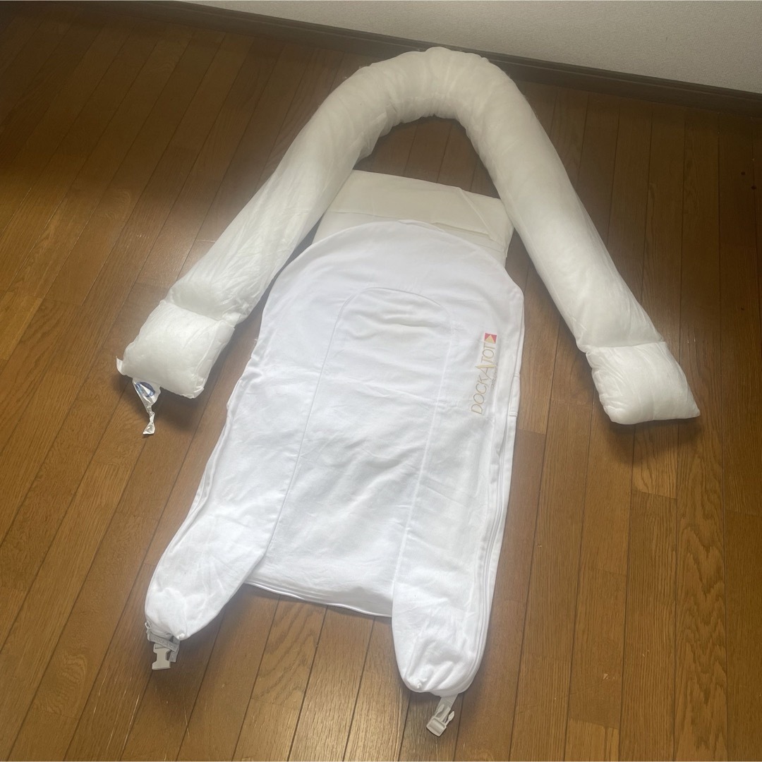 DOCKATOT DELUXE／ドッカトット キッズ/ベビー/マタニティの寝具/家具(ベビーベッド)の商品写真