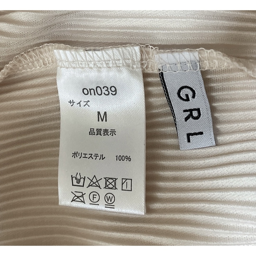 GRL(グレイル)のフリルトップス レディースのトップス(シャツ/ブラウス(半袖/袖なし))の商品写真
