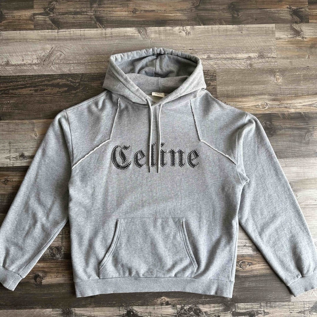 celine(セリーヌ)のCELINE 22SS ポップアップ限定品　スタッズロゴ　フーディ　パーカー　L メンズのトップス(パーカー)の商品写真