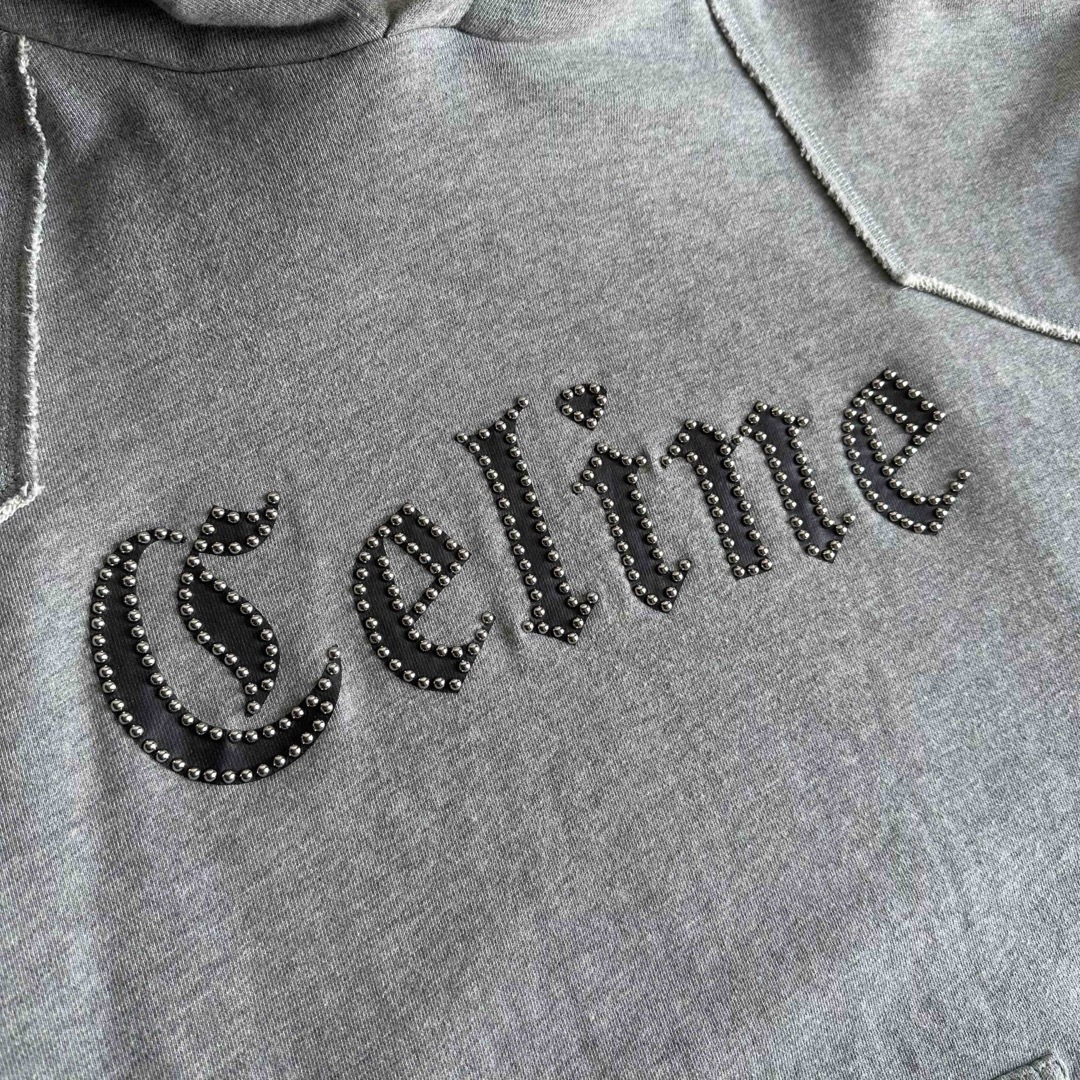 celine(セリーヌ)のCELINE 22SS ポップアップ限定品　スタッズロゴ　フーディ　パーカー　L メンズのトップス(パーカー)の商品写真