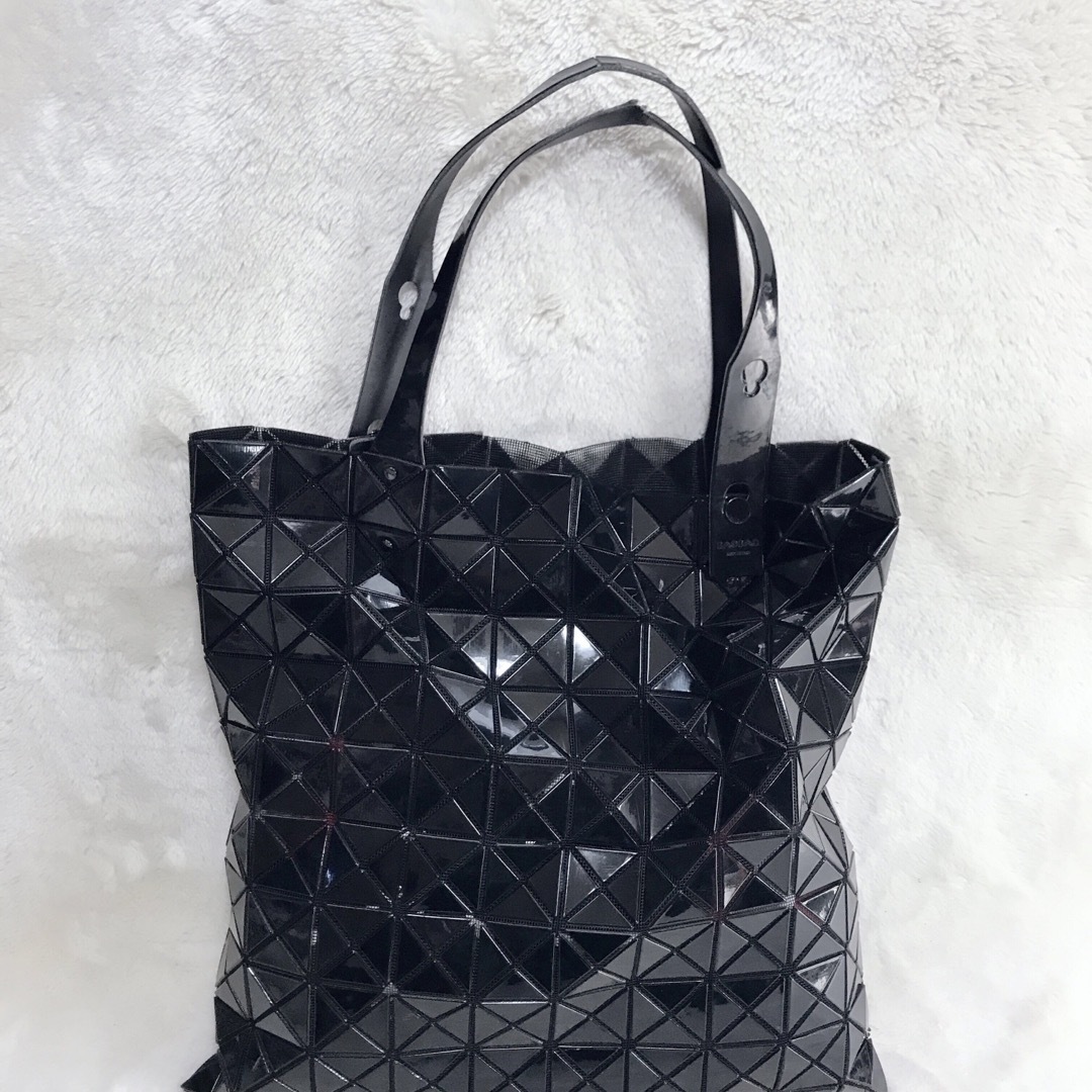 BaoBaoIsseyMiyake(バオバオイッセイミヤケ)の人気モデル ISSEY MIYAKE BAOBAO トートバッグ イッセイミヤケ レディースのバッグ(トートバッグ)の商品写真