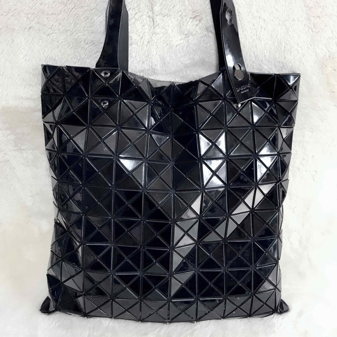 BaoBaoIsseyMiyake(バオバオイッセイミヤケ)の人気モデル ISSEY MIYAKE BAOBAO トートバッグ イッセイミヤケ レディースのバッグ(トートバッグ)の商品写真