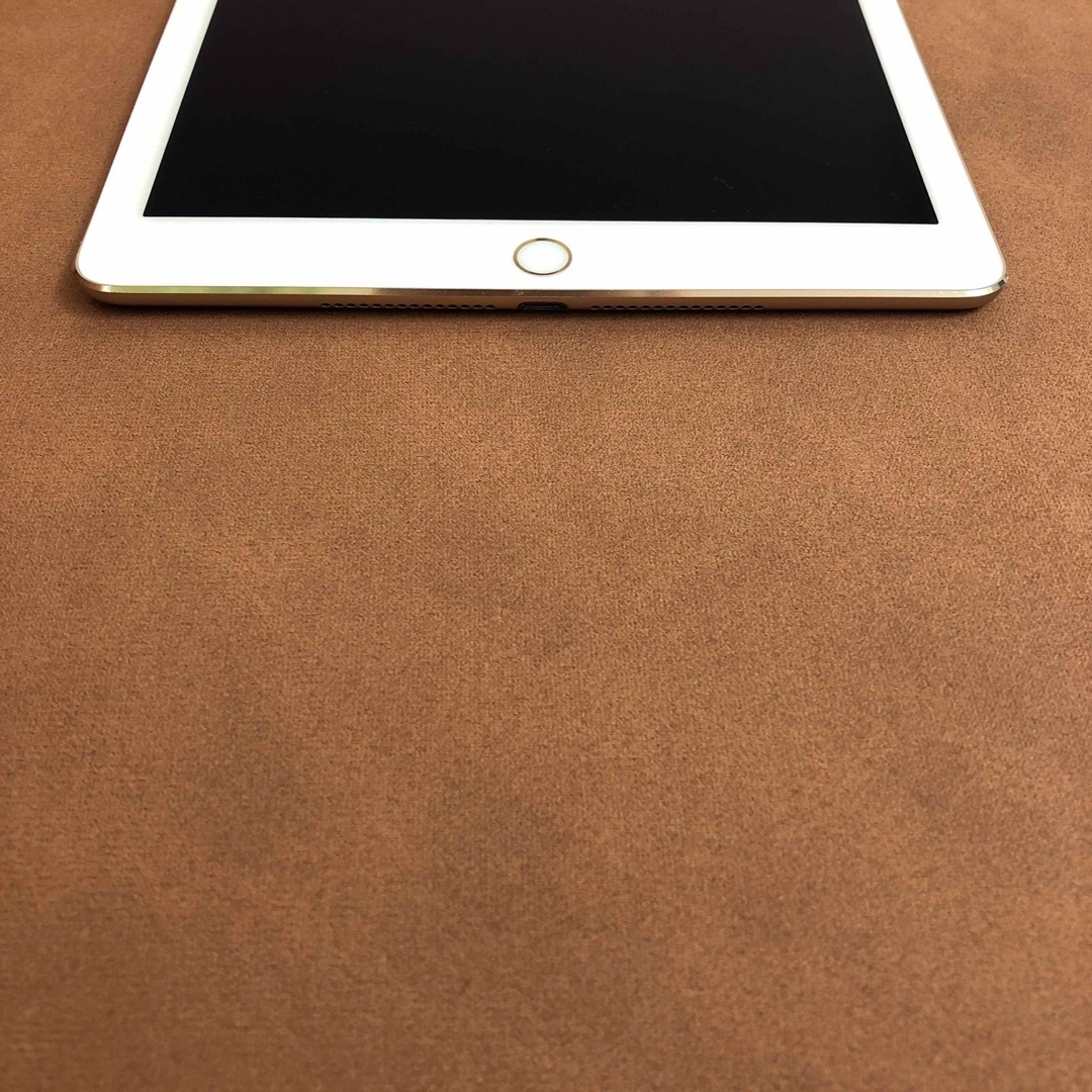 iPad(アイパッド)のiPad Air2 第2世代 32GB au スマホ/家電/カメラのPC/タブレット(タブレット)の商品写真