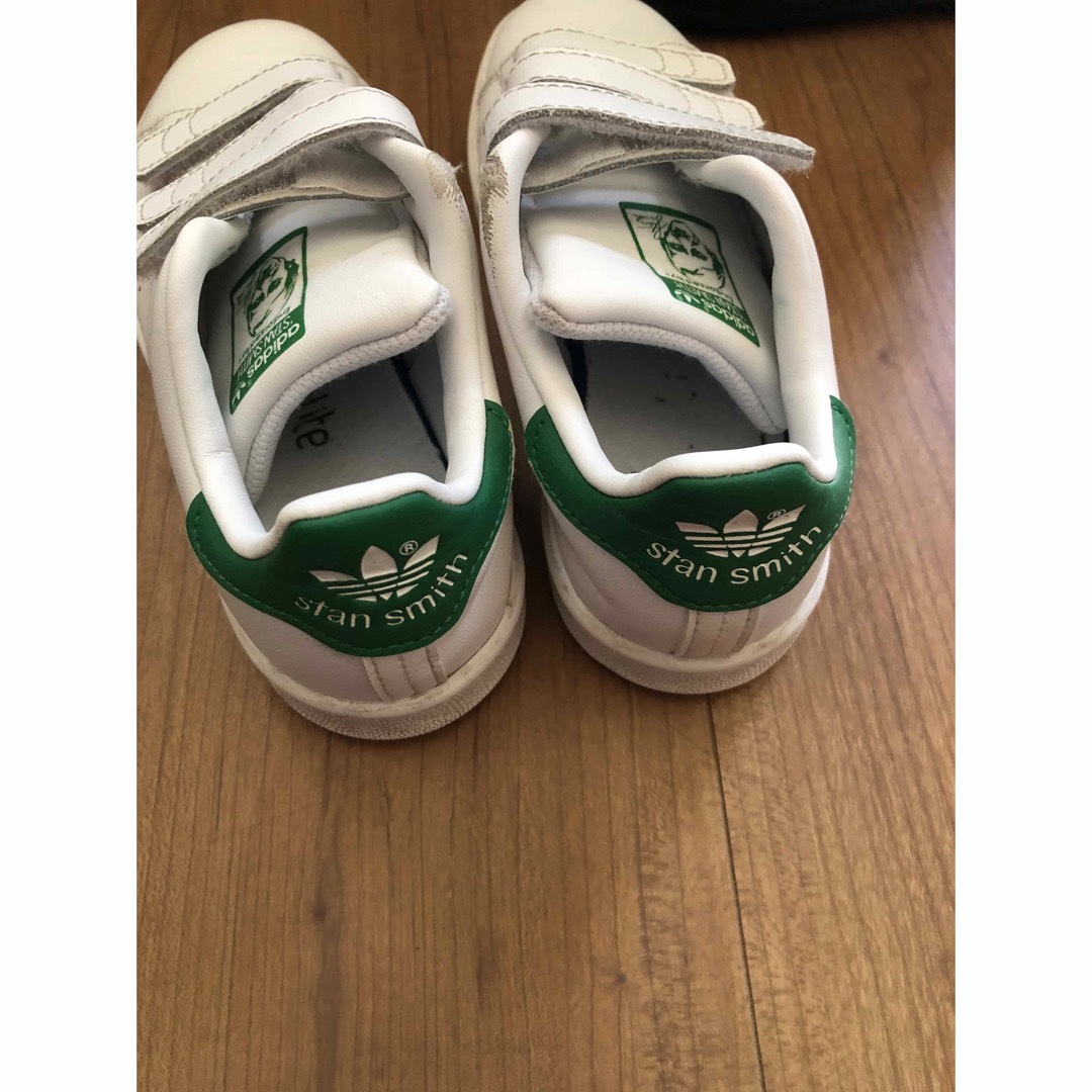 adidas(アディダス)のスタンスミス  キッズ　１８．5センチ キッズ/ベビー/マタニティのキッズ靴/シューズ(15cm~)(スニーカー)の商品写真