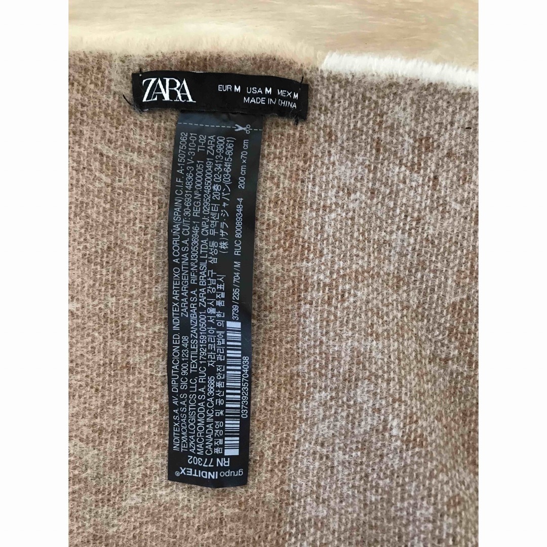 ZARA(ザラ)の★美品★ZARA マフラー　ストール　チェック　黒ベージュ白　ボリュームストール レディースのファッション小物(マフラー/ショール)の商品写真