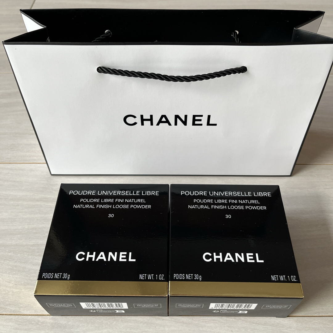 CHANEL(シャネル)のCHANELシャネル　プードゥル ユニヴェルセル リーブル　N30 コスメ/美容のベースメイク/化粧品(フェイスパウダー)の商品写真