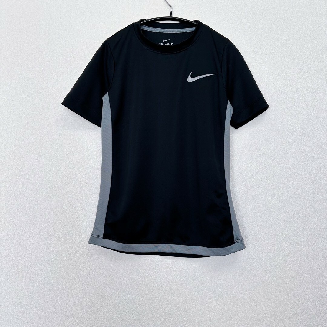 NIKE(ナイキ)の【送料無料】NIKE ナイキ ドライフィット Tシャツ メンズ レディース スポーツ/アウトドアのランニング(ウェア)の商品写真