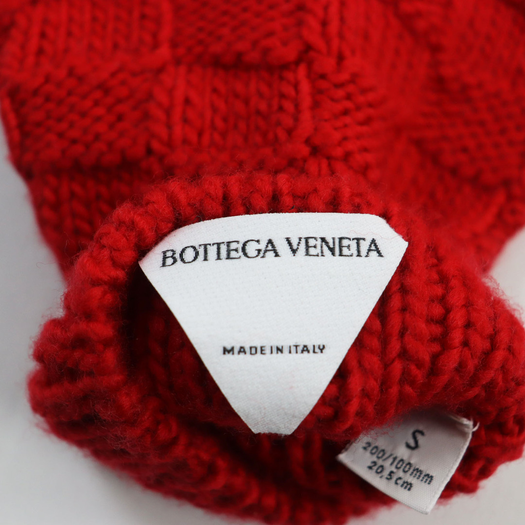 極美品●BOTTEGAVENETA ボッテガヴェネタ 653576 イントレチャート編み 手袋 ニットグローブ レッド S イタリア製 正規品 メンズ 秋冬おすすめ◎ メンズのファッション小物(手袋)の商品写真