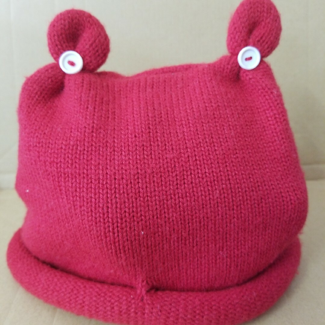 ベビー　ニット帽子　赤色　かわいい耳つき キッズ/ベビー/マタニティのこども用ファッション小物(帽子)の商品写真