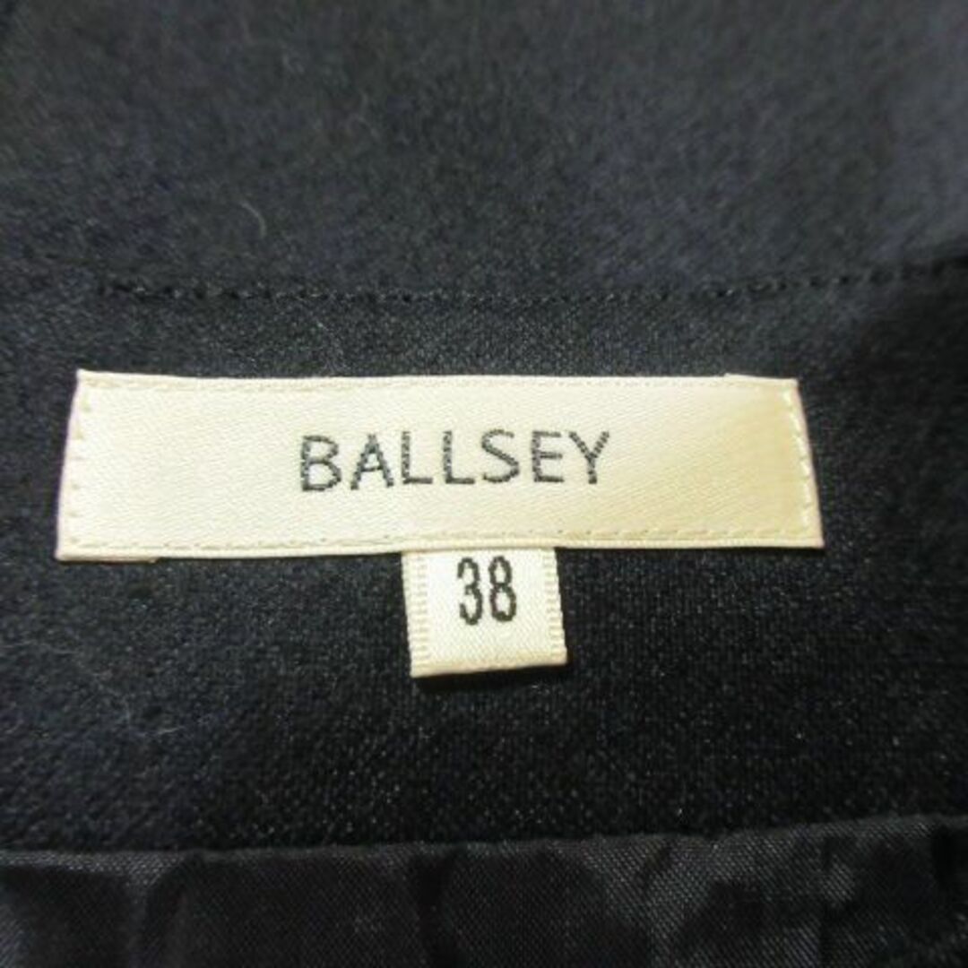 Ballsey(ボールジィ)のボールジィー ひざ丈スカート ギャザー ウール 38 黒 210630AH9A レディースのスカート(ひざ丈スカート)の商品写真