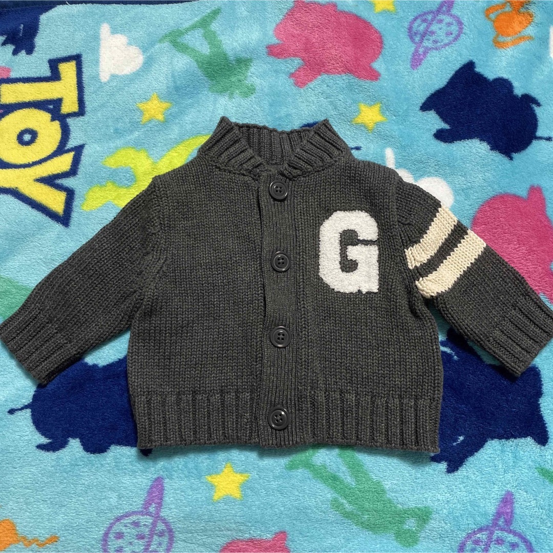 babyGAP(ベビーギャップ)のGAP babygap カーディガン セーター ニット 50 新品 キッズ/ベビー/マタニティのベビー服(~85cm)(カーディガン/ボレロ)の商品写真