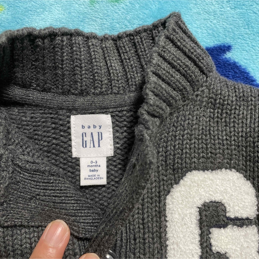 babyGAP(ベビーギャップ)のGAP babygap カーディガン セーター ニット 50 新品 キッズ/ベビー/マタニティのベビー服(~85cm)(カーディガン/ボレロ)の商品写真