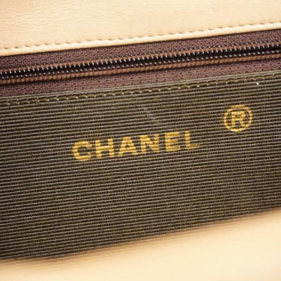 CHANEL(シャネル)の【4ge4351】シャネル ショルダーバッグ/マトラッセ/チェーンショルダー/ラムスキン/ベージュ/ゴールド金具 【中古】 レディース レディースのバッグ(ショルダーバッグ)の商品写真