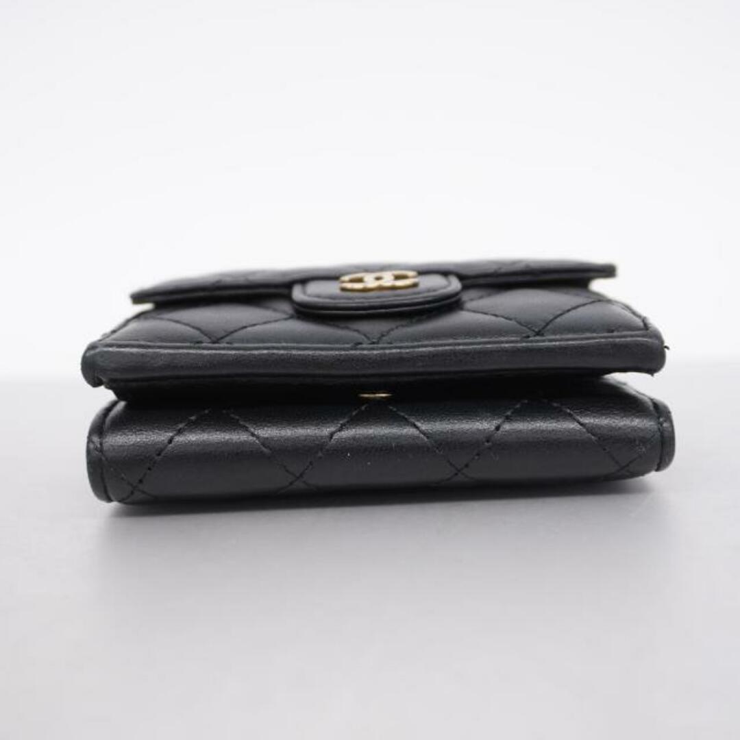 CHANEL(シャネル)の【4ge4347】シャネル 三つ折り財布/マトラッセ/ラムスキン/ブラック/ゴールド金具 【中古】 レディース レディースのファッション小物(財布)の商品写真