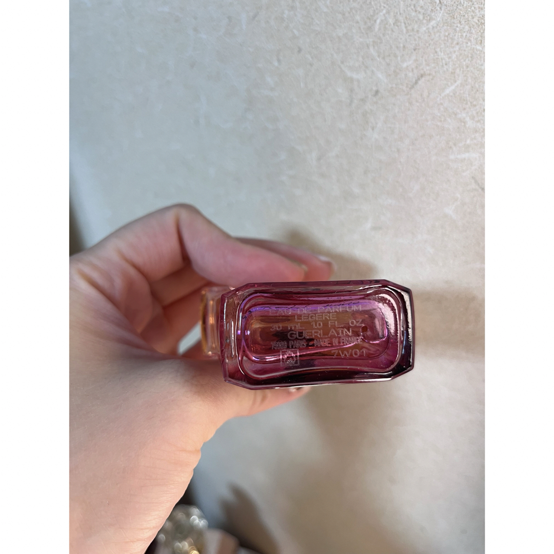 GUERLAIN(ゲラン)のGUERLAIN ゲランラプティットローブノワールオーデパルファンレジェール コスメ/美容のスキンケア/基礎化粧品(化粧水/ローション)の商品写真