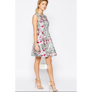 テッドベイカー(TED BAKER)のテッドベーカー　ワンピース(ミニワンピース)