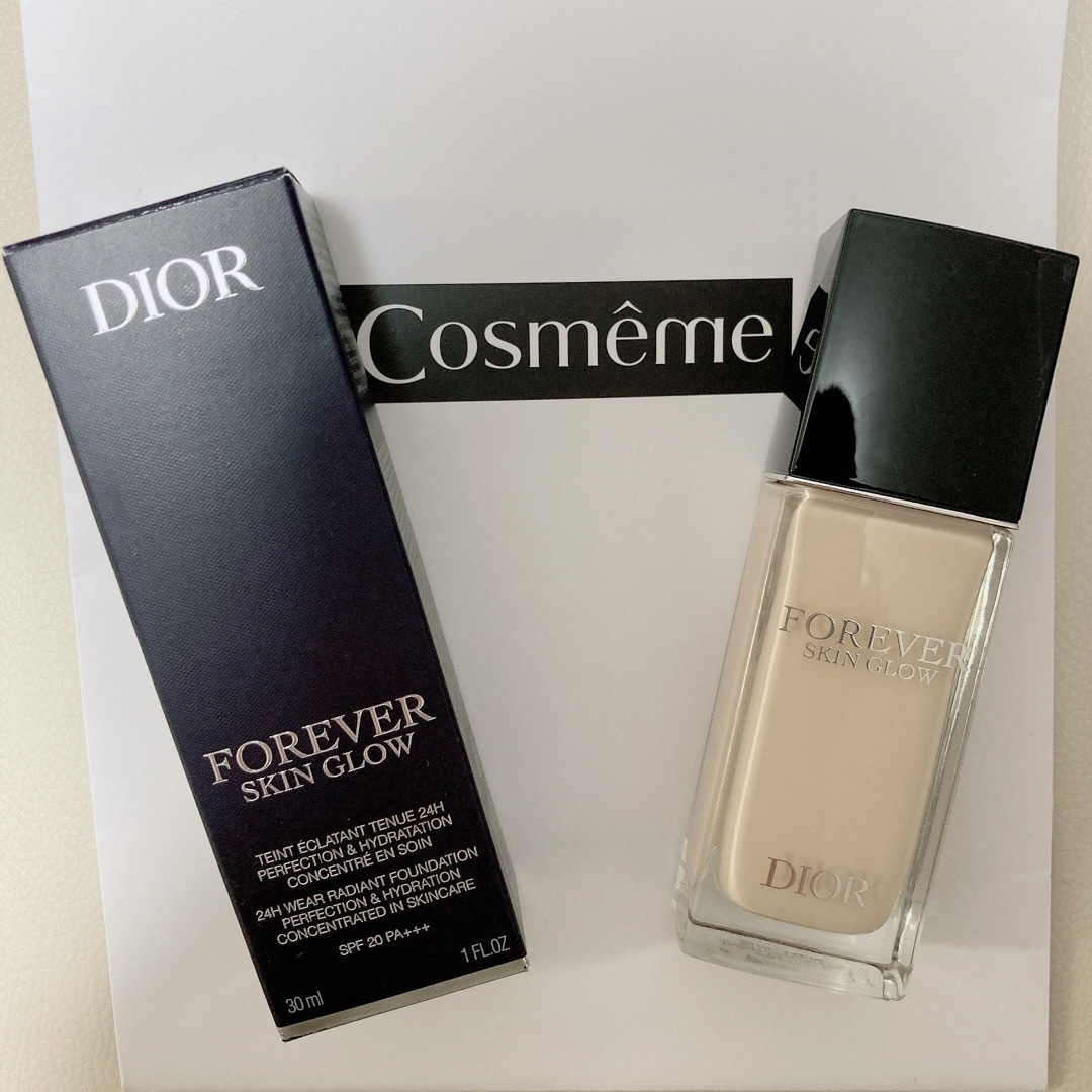 Dior(ディオール)のディオールスキン フォーエヴァー フルイド グロウ 0CR クールロージー コスメ/美容のベースメイク/化粧品(ファンデーション)の商品写真