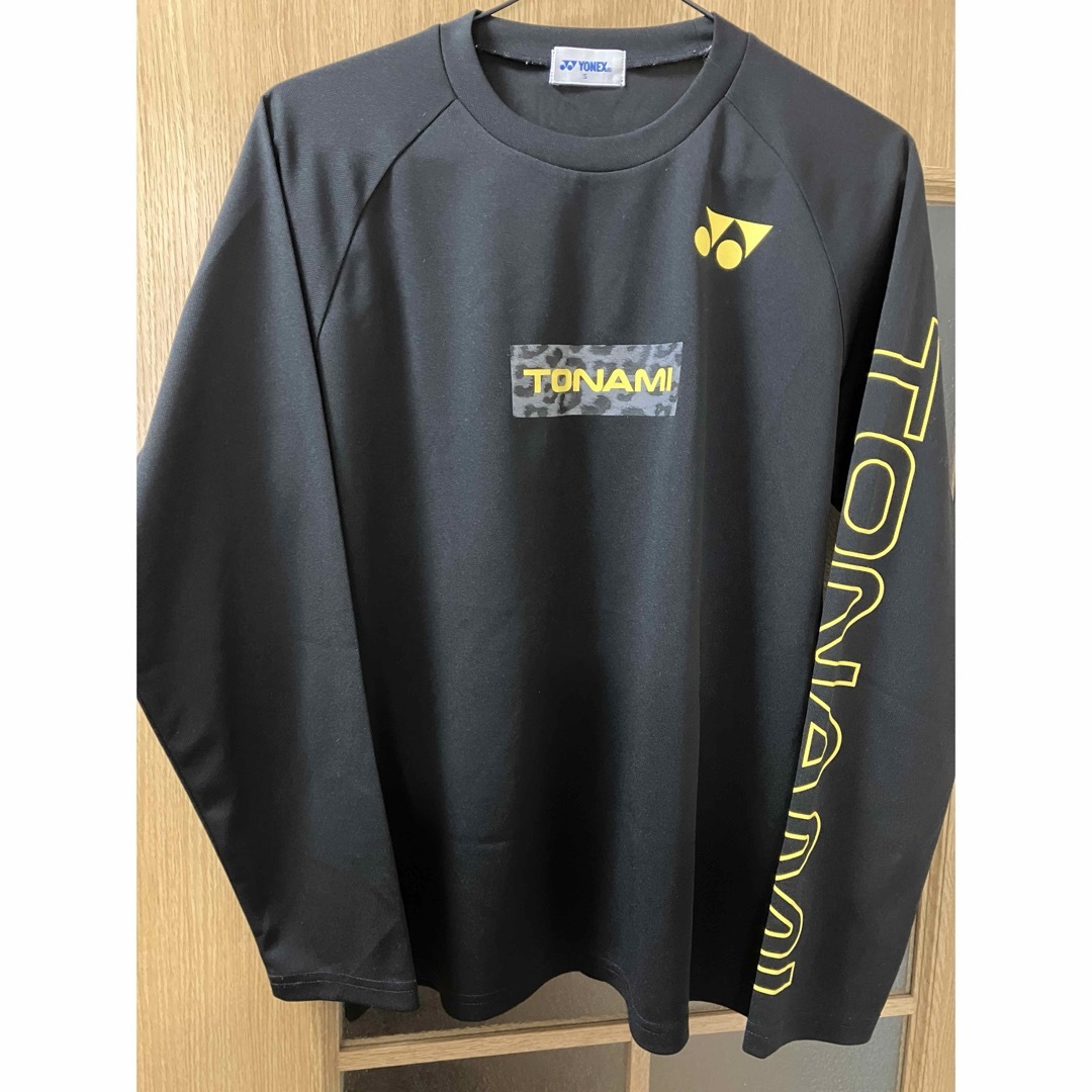 YONEX(ヨネックス)のトナミ運輸　ロングＴシャツＳサイズ スポーツ/アウトドアのスポーツ/アウトドア その他(バドミントン)の商品写真