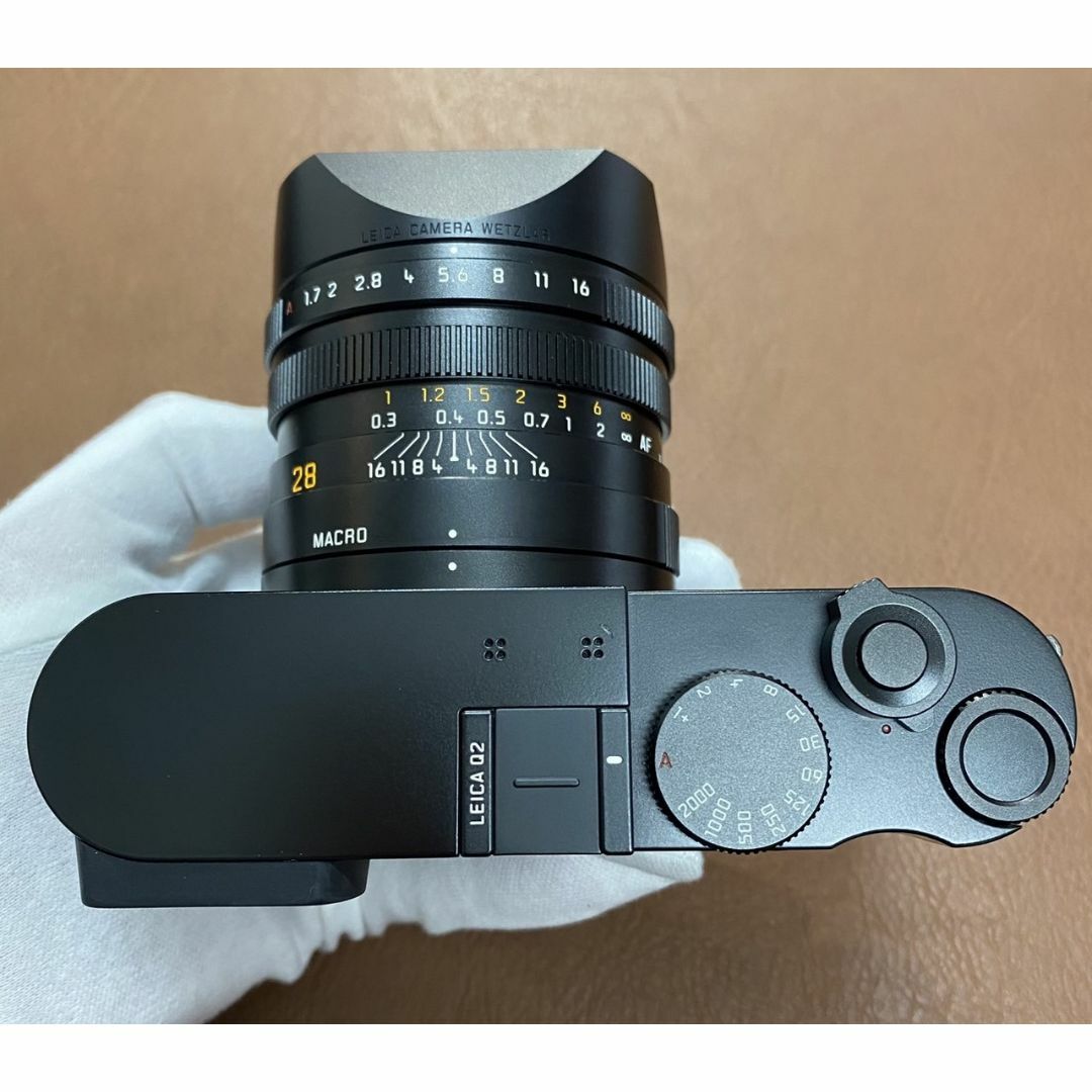 LEICA(ライカ)のLEICA Q2 箱付き 2022年+13035フィルター スマホ/家電/カメラのカメラ(コンパクトデジタルカメラ)の商品写真