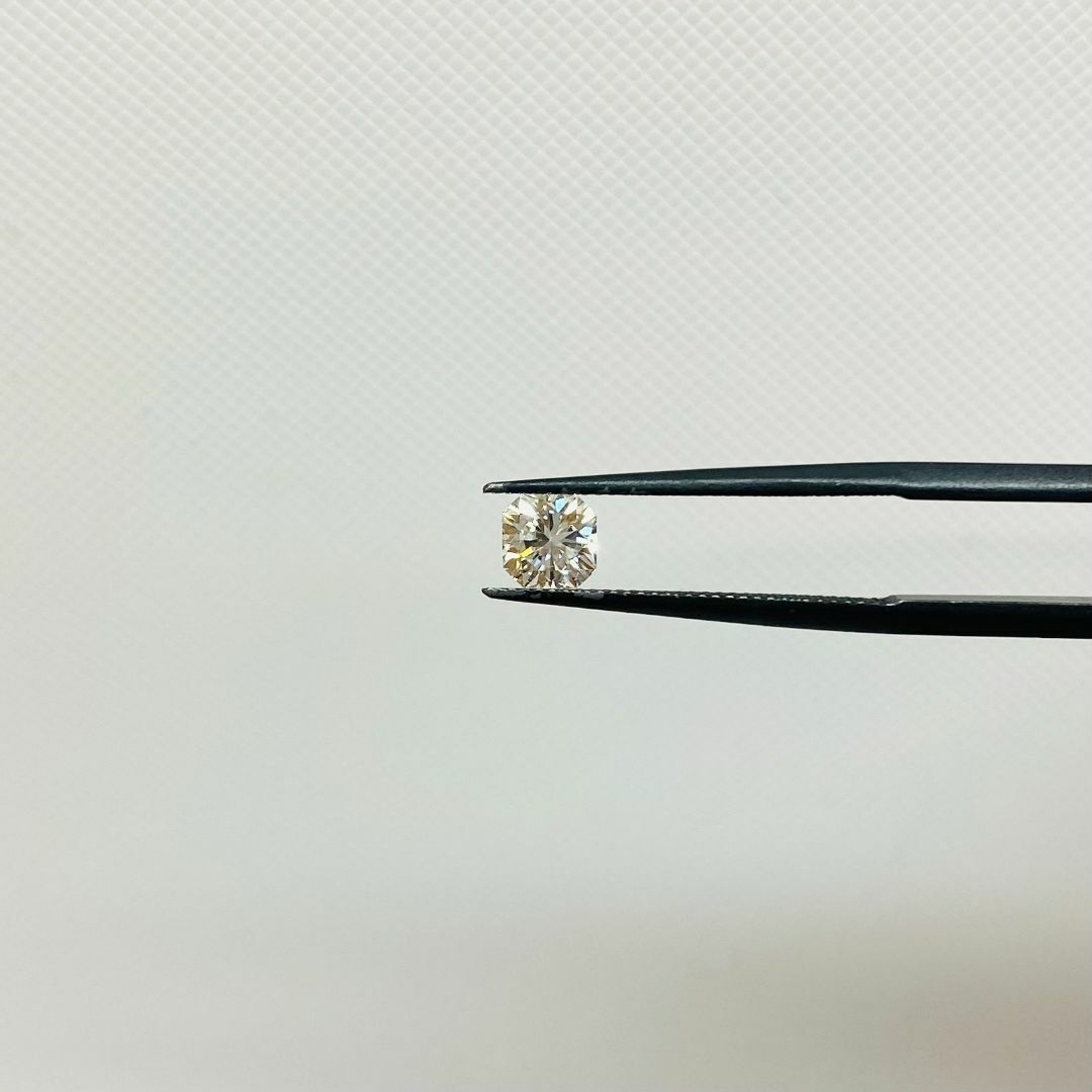 Hカラー VVS2 ラディアントカット 0.315ct/X/RT2519/CGL レディースのアクセサリー(その他)の商品写真