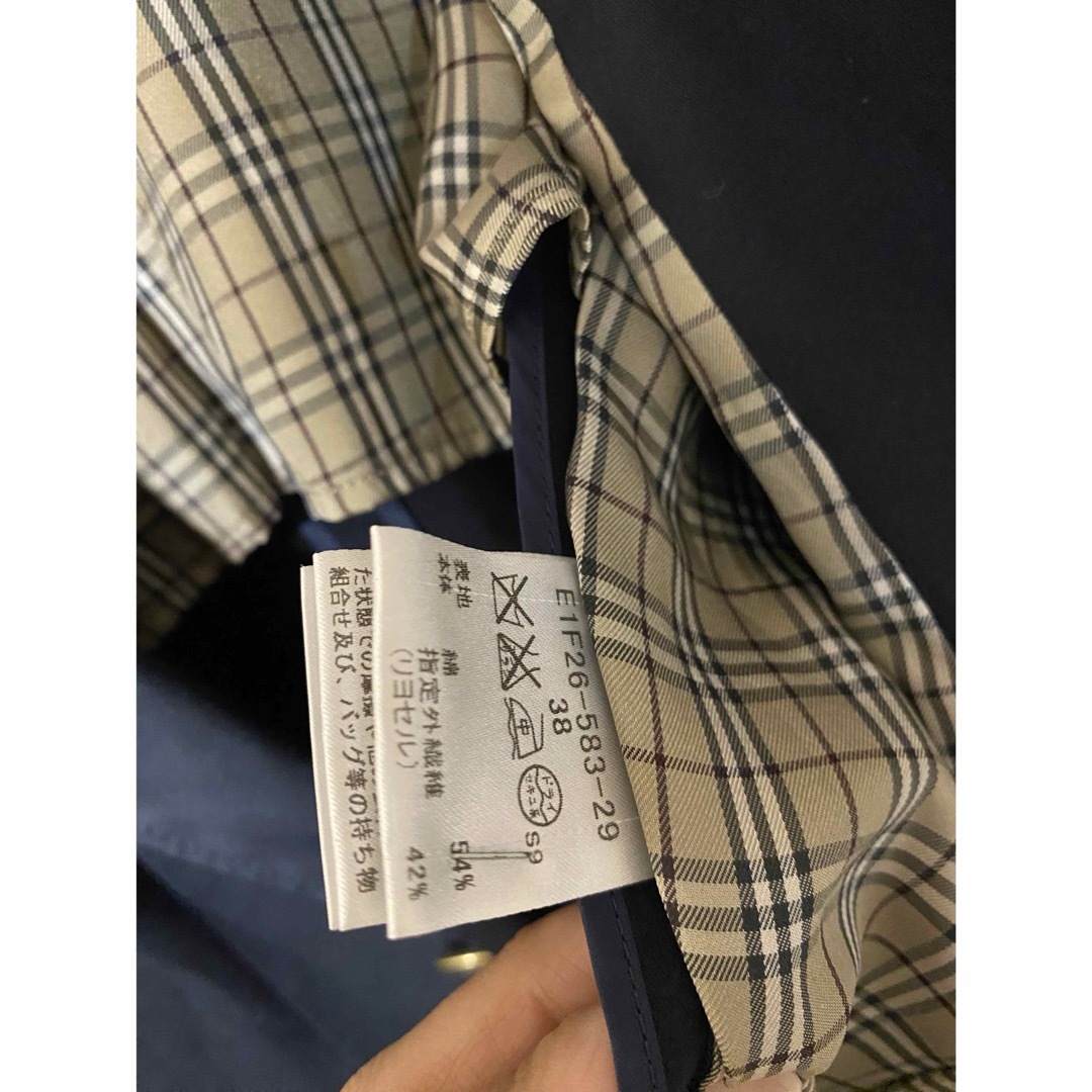 BURBERRY BLUE LABEL(バーバリーブルーレーベル)のバーバリー ブルーレーベル 金ボタンジャケット ブレザー レディース 38 レディースのジャケット/アウター(テーラードジャケット)の商品写真