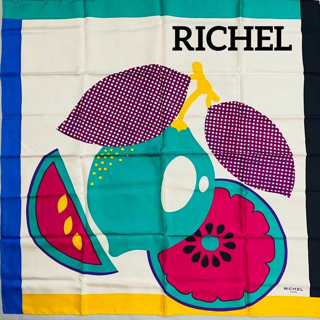 美品 ★RICHEL／リシェル★ スカーフ 大判 フルーツ シルク マルチカラー レディースのファッション小物(バンダナ/スカーフ)の商品写真